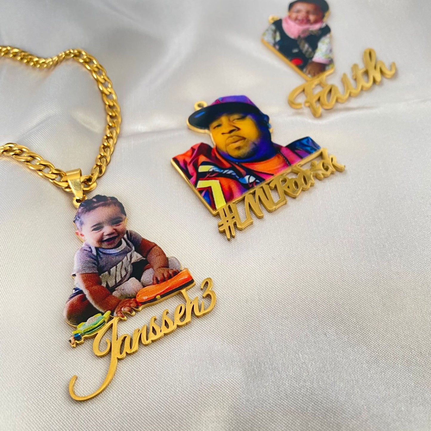 DIY Stainless Steel Colorful Portrait Necklace Personalized Printed Photo Name