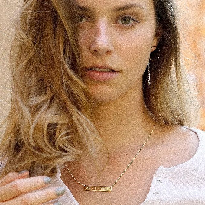 Laser Nameplate Engraving Necklace Square Pendant Women's collarbone Chain Custom Font Jewelry