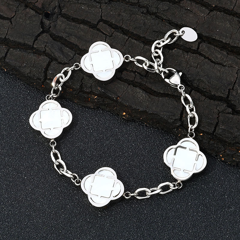 Stainless steel clover bracelet