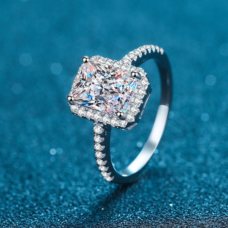 925 Sterling Silver Moissanite Ring