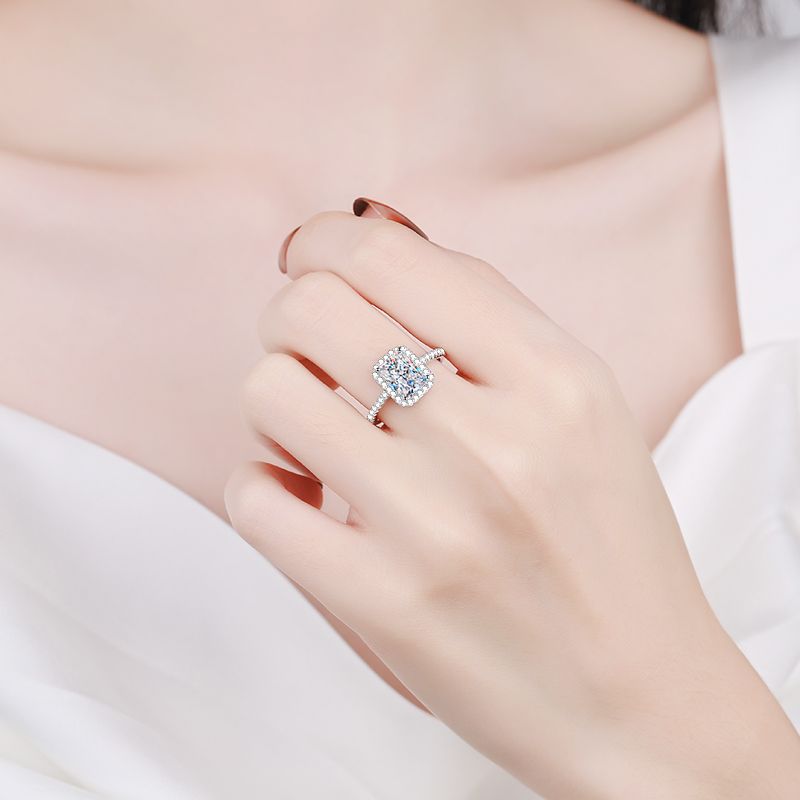 925 Sterling Silver Moissanite Ring