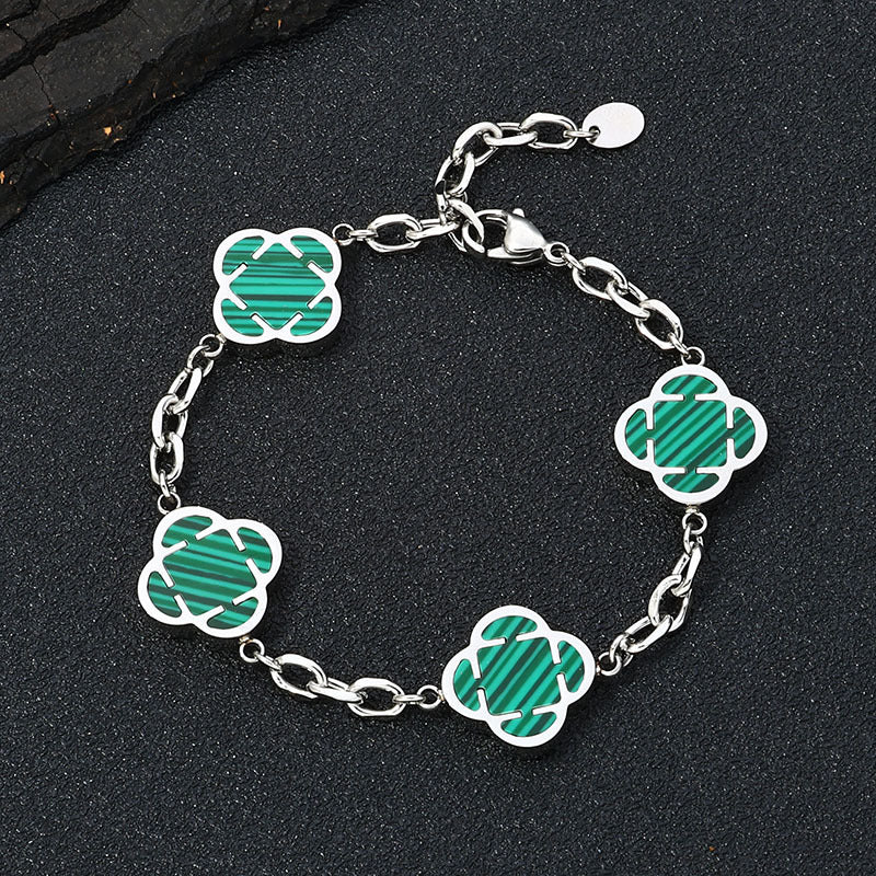 Stainless steel clover bracelet