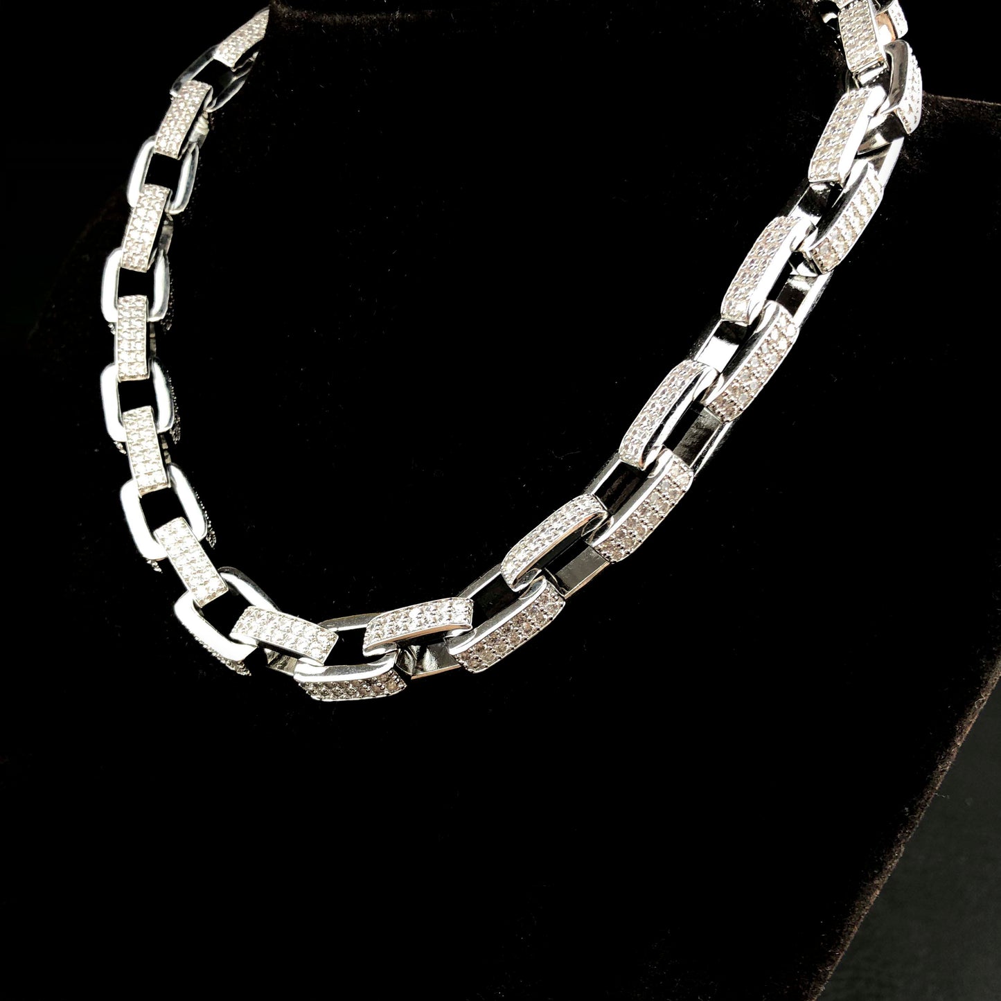 10mm iced hermes link chain