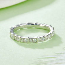 Load image into Gallery viewer, 925 Silver Diamond Moissanite Cobra Ring
