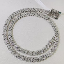 Load and play video in Gallery viewer, 925 silver Moissanite 8mm Prong Cuban chain and Bracelet
