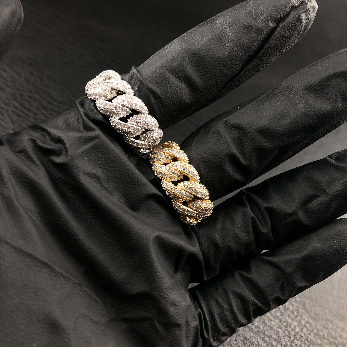 Cuban ring