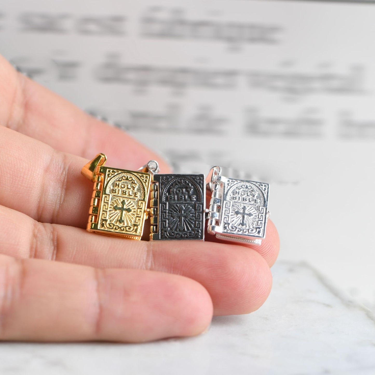Vintage Silver Croos Bible Book Pendant Necklace Unique Jewelry For Men Women
